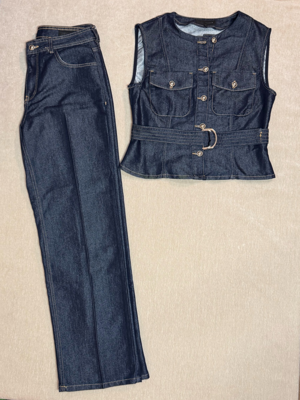 Zara Denim Set | Belted Top + Jeans - Picture 3 of 8